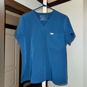 Women’s Figs Catarina One-Pocket Scrub Top in Deep Reef